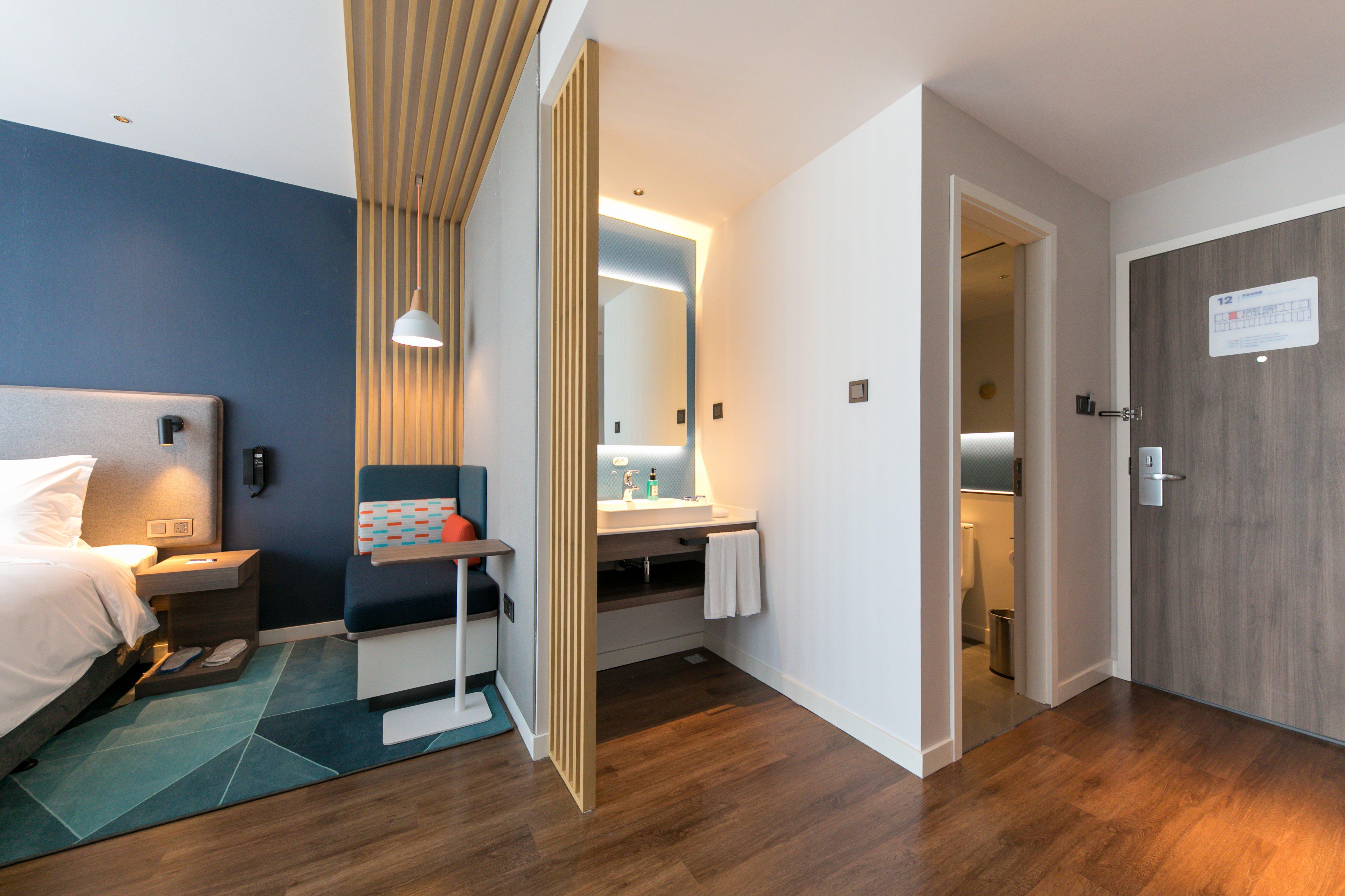 Holiday Inn Express Shanghai Tangzhen By Ihg - 20 Mins To Disney Land Екстериор снимка