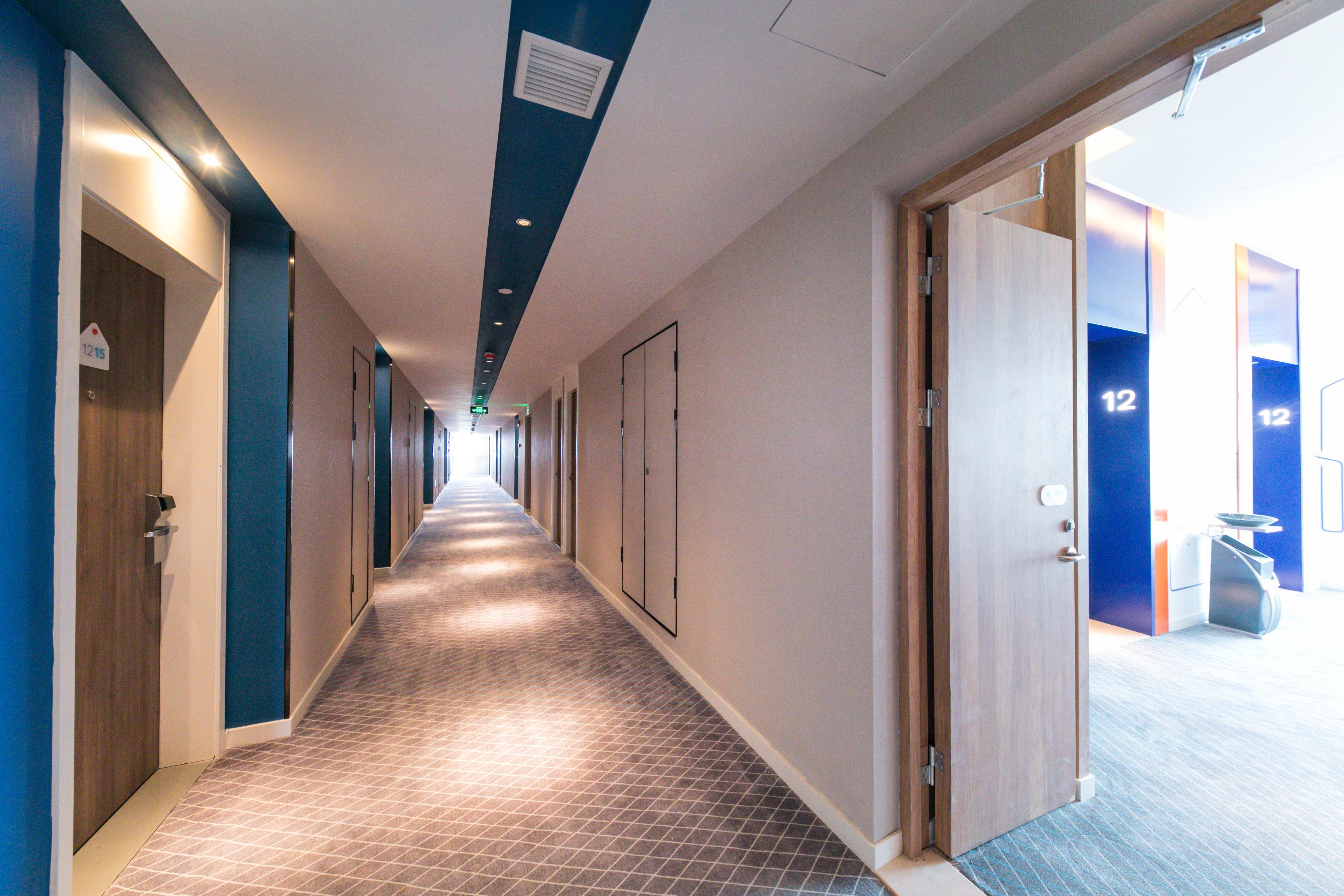 Holiday Inn Express Shanghai Tangzhen By Ihg - 20 Mins To Disney Land Екстериор снимка
